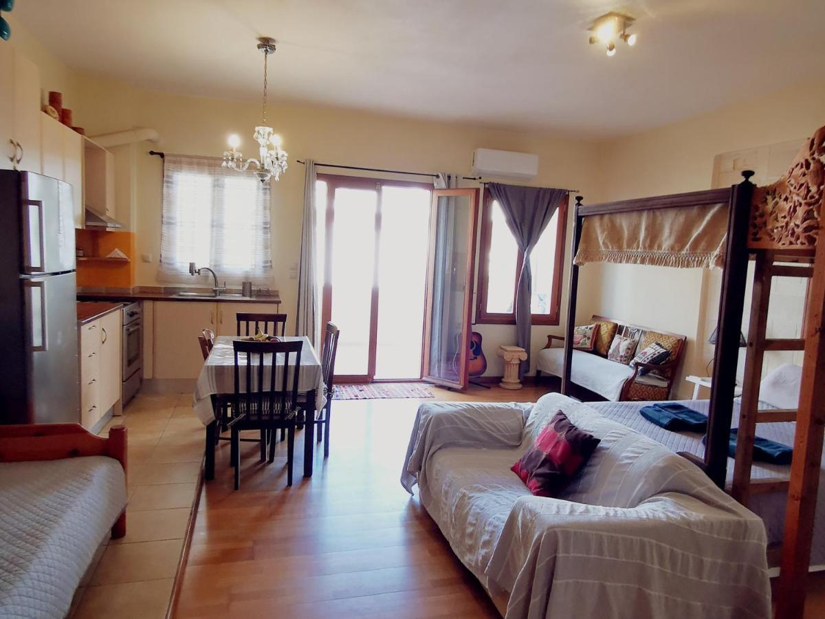 Sweet Leo Apartment